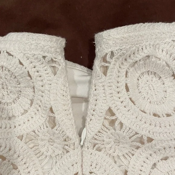 Abercrombie & Fitch Ivory Crochet Skirt - Picture 4 of 6